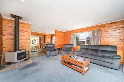 Photo of property in 12a Carthew Street, Feilding, 4702