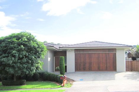 Photo of property in 24 Tyrian Close, Half Moon Bay, Auckland, 2012