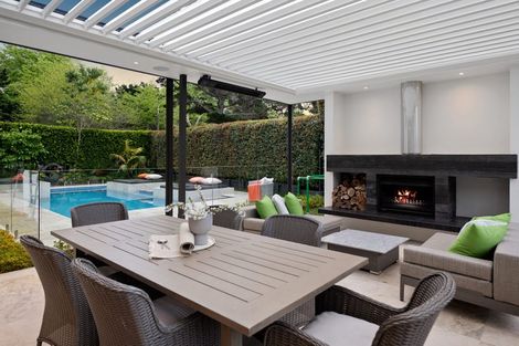 Photo of property in 19 Kingfisher Grove, Greenhithe, Auckland, 0632