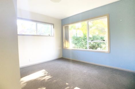 Photo of property in 11 Gladys Avenue, Glenfield, Auckland, 0629