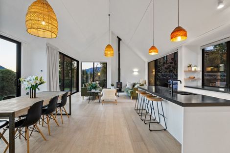 Photo of property in 1 Torridon Court, Jacks Point, Queenstown, 9371