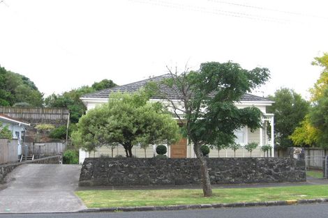 Photo of property in 53 Gribblehirst Road, Sandringham, Auckland, 1025