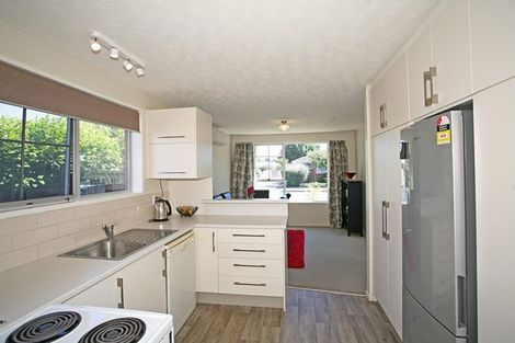 Photo of property in 4 Karnak Crescent, Russley, Christchurch, 8042