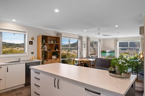 Photo of property in 49 Boons Valley Road, Waikawa, Picton, 7220