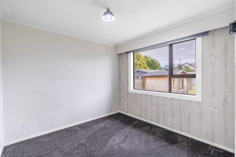 Photo of property in 52 Edinburgh Crescent, Waikiwi, Invercargill, 9810