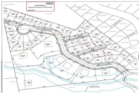 Photo of property in 16 Babich Road, Henderson Valley, Auckland, 0614