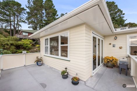 Photo of property in 37 Dalton Grove, Stokes Valley, Lower Hutt, 5019