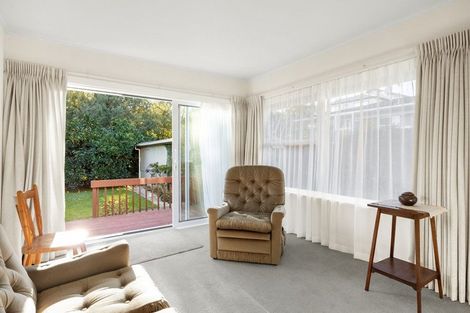 Photo of property in 2/7 Evelyn Place, Hillcrest, Auckland, 0627
