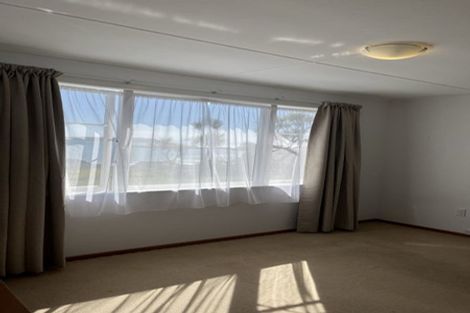 Photo of property in 41 Moana Road, Plimmerton, Porirua, 5026