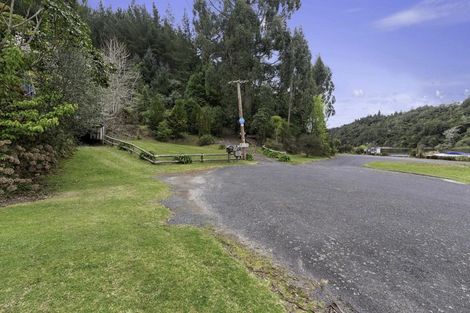 Photo of property in 9 Tumai Road, Lake Rotoma, Rotorua, 3074