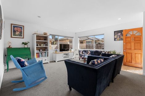 Photo of property in 2/454 Hibiscus Coast Highway, Orewa, 0931