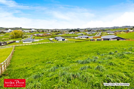 Photo of property in 15 Peet Row, Pokeno, 2471