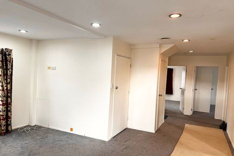 Photo of property in 38 Kenderdine Road, Papatoetoe, Auckland, 2025