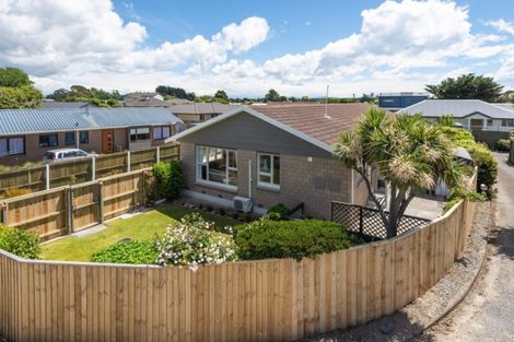Photo of property in 1/15 Marriotts Road, North New Brighton, Christchurch, 8083