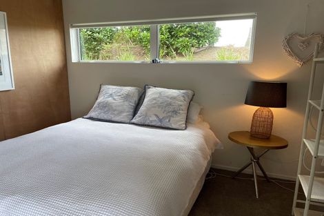 Photo of property in 2 Taimoana Close, Mangawhai Heads, Mangawhai, 0505