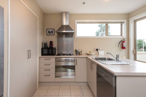 Photo of property in 1/9 Cameron Street, Sydenham, Christchurch, 8023