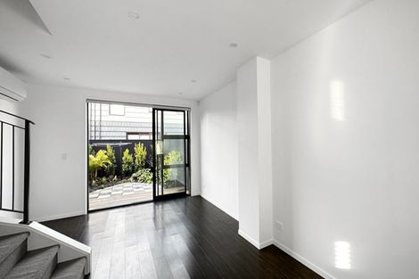 Photo of property in 61 Tuaiwi Street, Manukau, Auckland, 2104