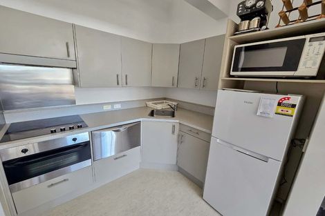 Photo of property in Terrace Heights Apartments, 2/163p The Terrace, Wellington Central, Wellington, 6011