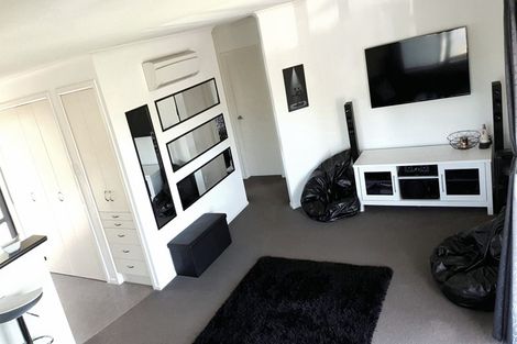 Photo of property in 5 Mcintosh Road, Brighton, Dunedin, 9035