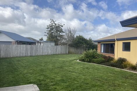 Photo of property in 8 Gambia Grove, Flagstaff, Hamilton, 3210