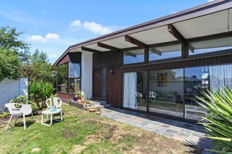 Photo of property in 4 Gloaming Place, Sockburn, Christchurch, 8042