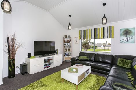 Photo of property in 6 Titoki Way, Waiau Pa, Pukekohe, 2679