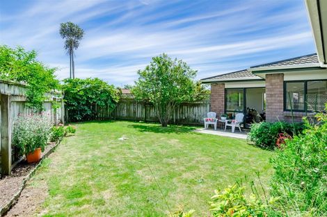 Photo of property in 16 Beachwater Grove, Paraparaumu Beach, Paraparaumu, 5032