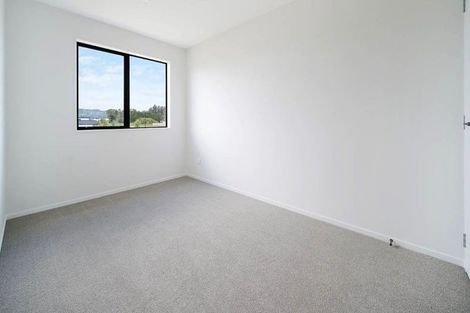 Photo of property in 27 Woven Place, Karaka, Papakura, 2113