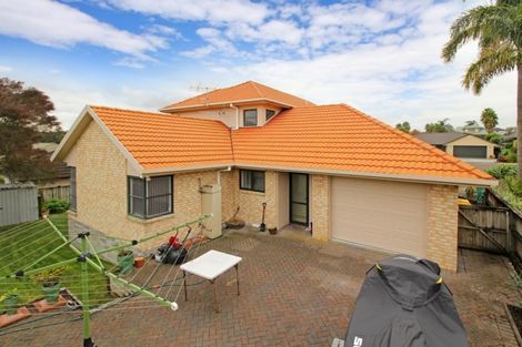 Photo of property in 19 Manara Place, The Gardens, Auckland, 2105
