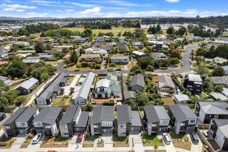 Photo of property in 66 Jacks Landing Drive, Hamilton Lake, Hamilton, 3204