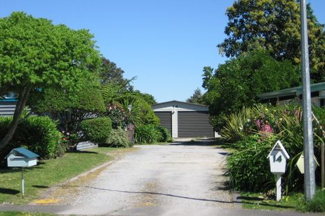Photo of property in 14 Clifton Place, Riverdale, Gisborne, 4010