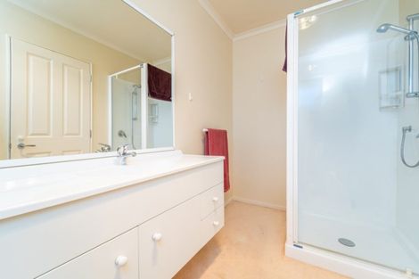 Photo of property in 83 Cologne Street, Martinborough, 5711