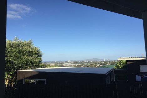 Photo of property in 17 Cashmere Place, Glenfield, Auckland, 0629