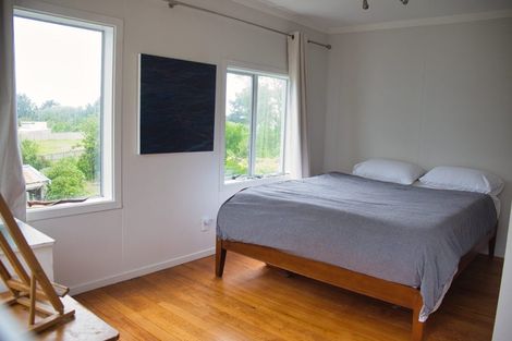 Photo of property in 10 Mcintosh Road, Brighton, Dunedin, 9035