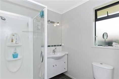 Photo of property in 46 Rosella Drive, Welcome Bay, Tauranga, 3112