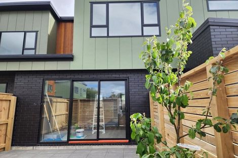 Photo of property in 8/7 Johnston Grove, Taita, Lower Hutt, 5011