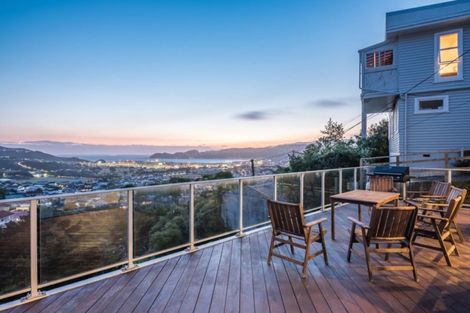 Photo of property in 165 Townsend Road, Miramar, Wellington, 6022