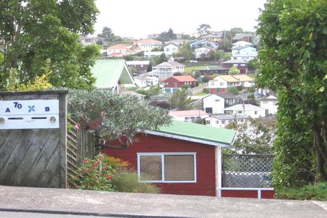 Photo of property in 2/70 Target Road, Totara Vale, Auckland, 0629