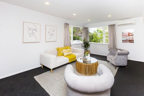 Photo of property in 67 Elmslie Road, Pinehaven, Upper Hutt, 5019