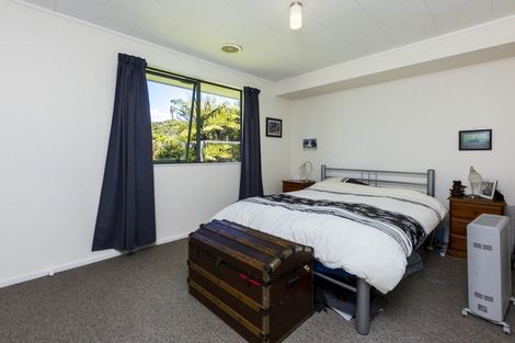 Photo of property in 13 Barberry Grove, Maungaraki, Lower Hutt, 5010