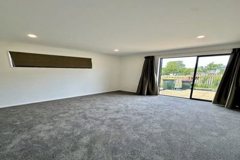 Photo of property in 78a West Harbour Drive, West Harbour, Auckland, 0618
