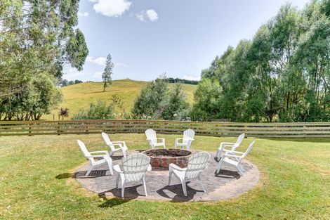 Photo of property in 120 Union Line, Fordell, Whanganui, 4572