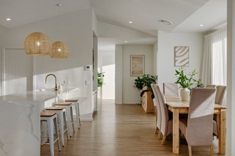 Photo of property in 4 Kuakua Close, Papamoa Beach, Papamoa, 3118