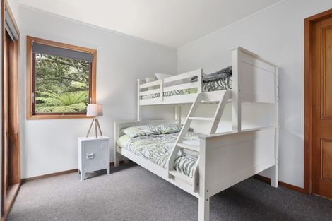 Photo of property in 43 West Lynn Road, Titirangi, Auckland, 0604