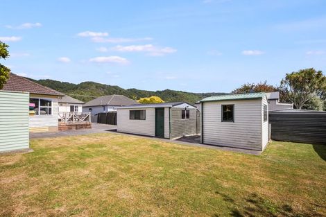 Photo of property in 50 Totara Street, Wainuiomata, Lower Hutt, 5014