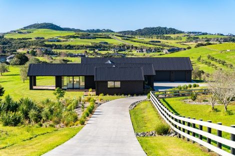 Photo of property in 159 Robert Hastie Drive, Mangawhai, 0573