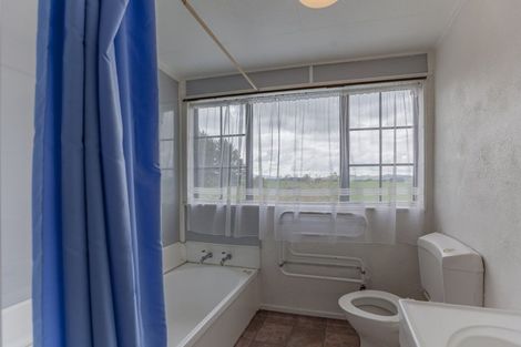 Photo of property in 19 Ellison Street, Otane, 4202