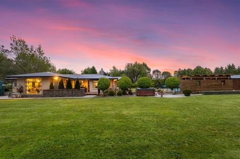 Photo of property in 900 Loburn Whiterock Road, Loburn, Rangiora, 7472