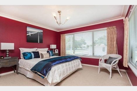 Photo of property in 34a Buscomb Avenue, Henderson, Auckland, 0610