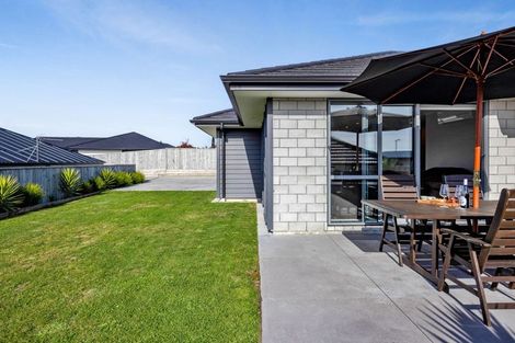 Photo of property in 7 Rua Place, Bell Block, New Plymouth, 4312